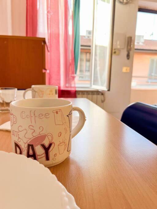 Small Flat Milano Esterno foto