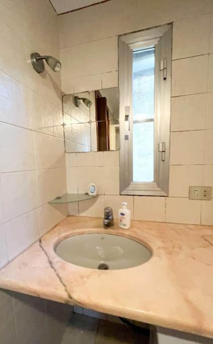 Small Flat Milano Esterno foto